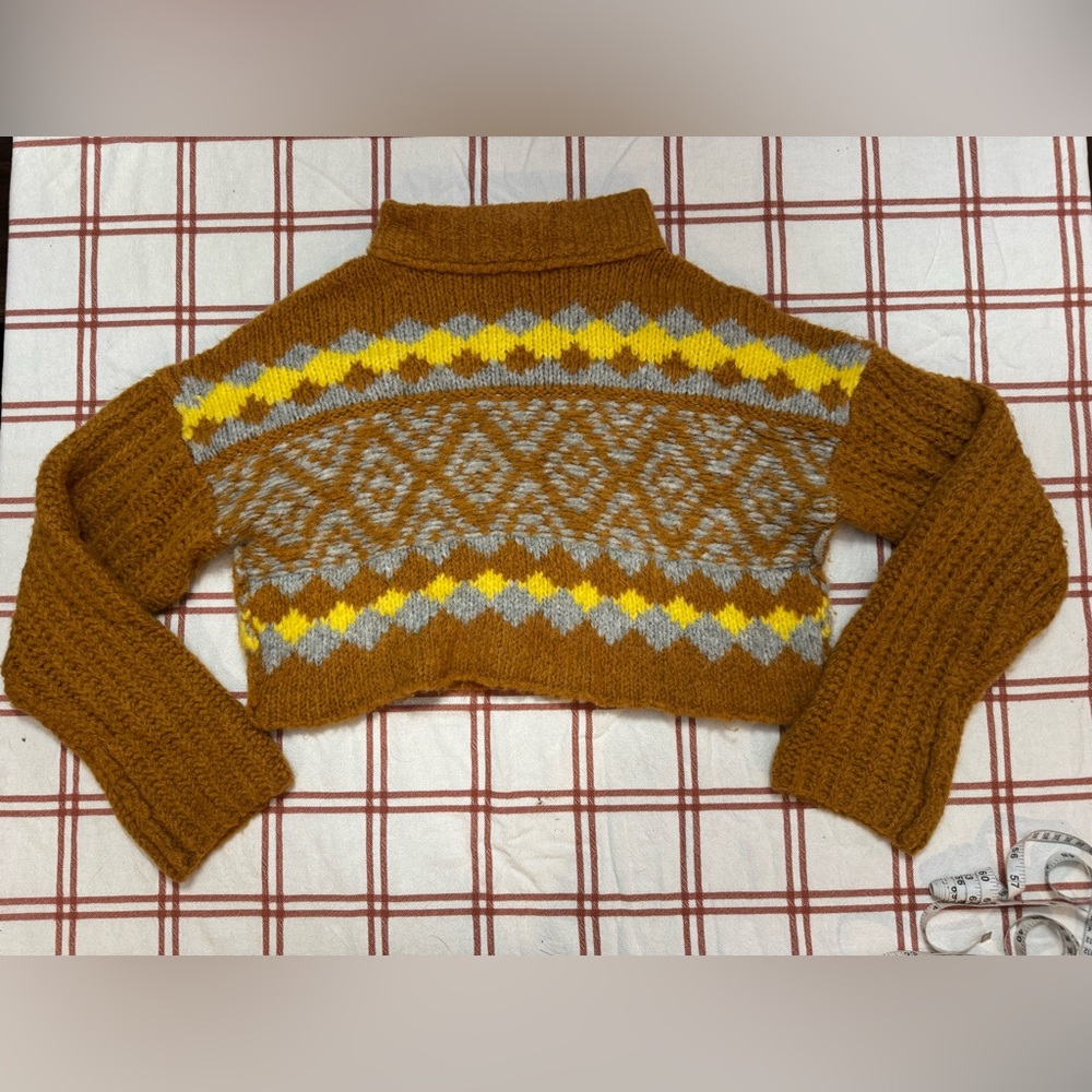Free People Alpine Gold Yellow Oversized Crop Sweater Wool/Alpaca Sz XS EUC - Picture 2 of 7